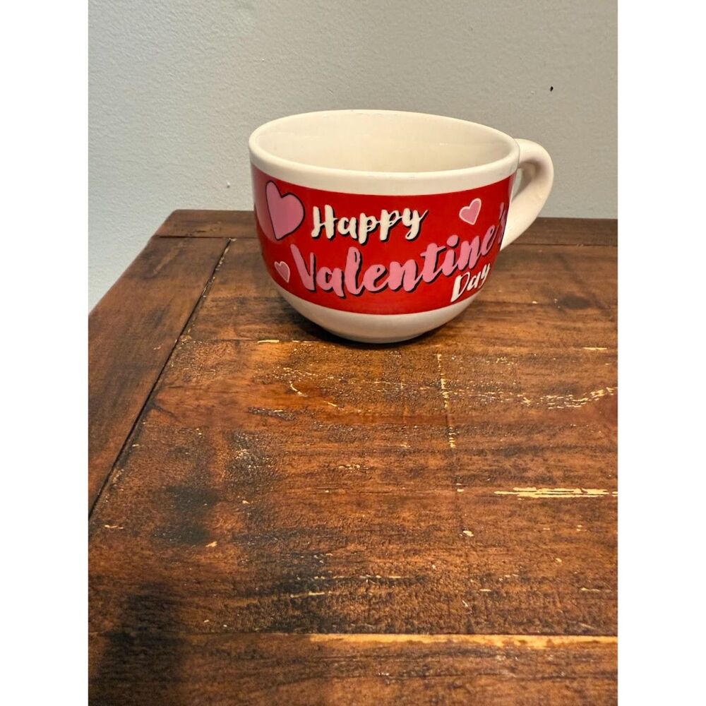 coffee mug with "Happy Valentine's Day"